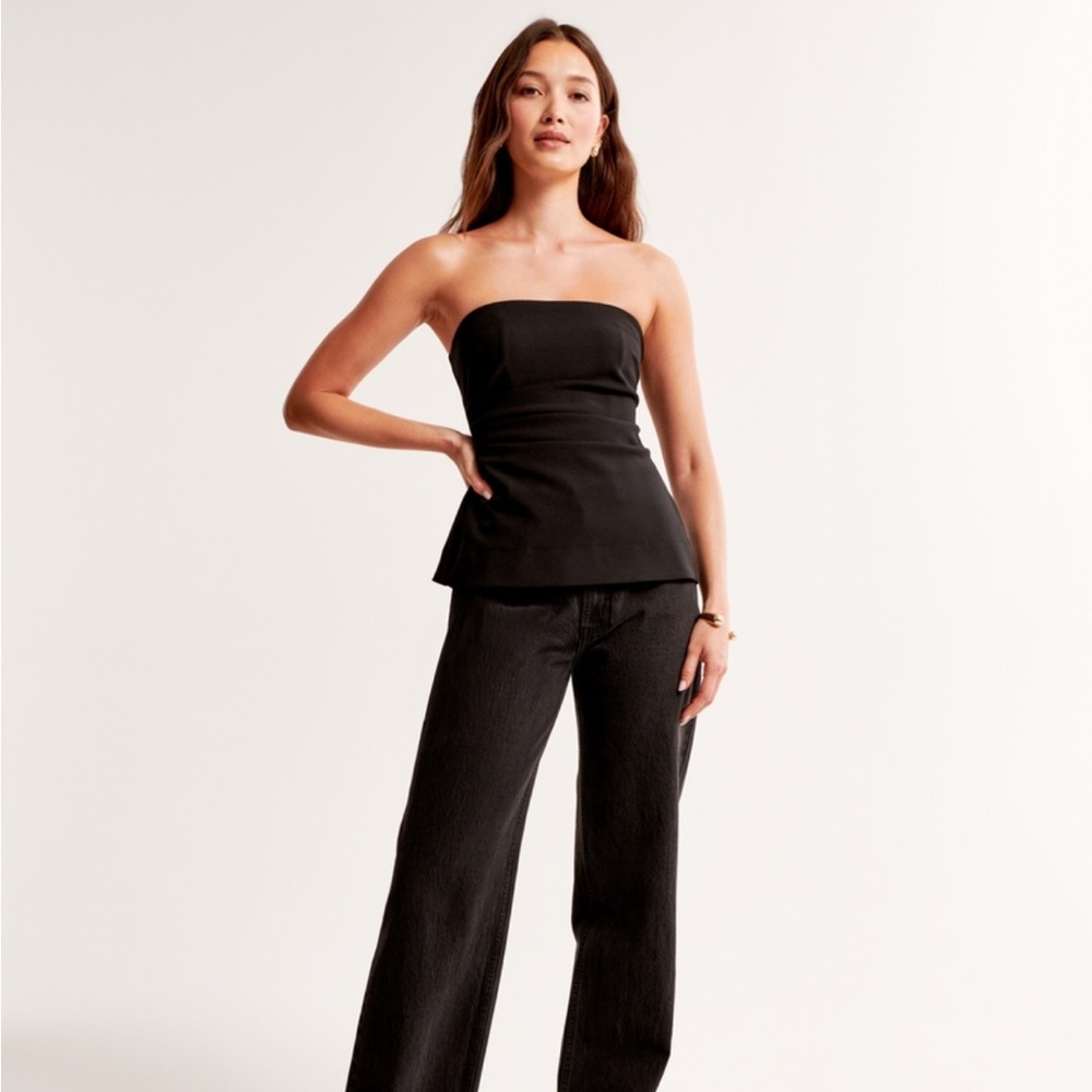 Abercrombie strapless ruched top